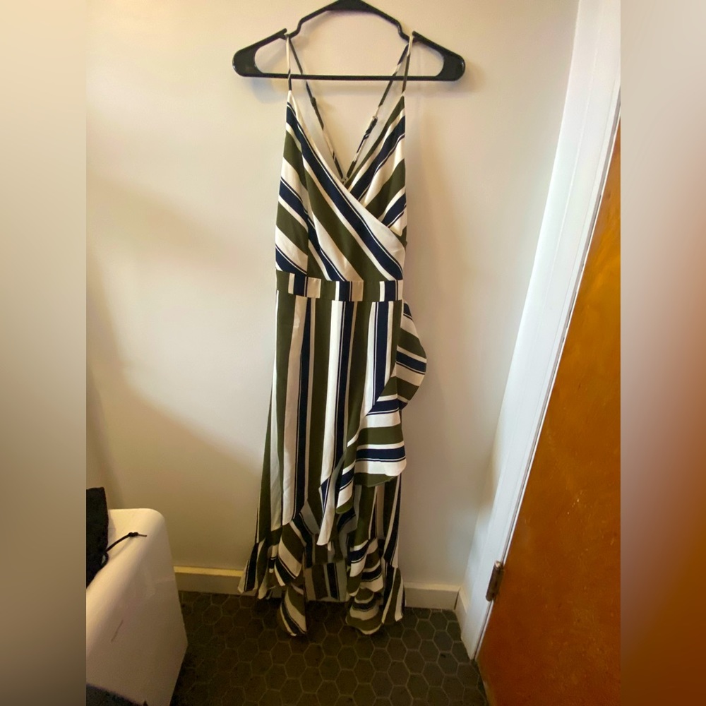 Long striped brunch dress size small